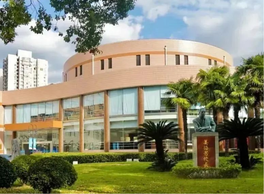 上外立泰劍橋